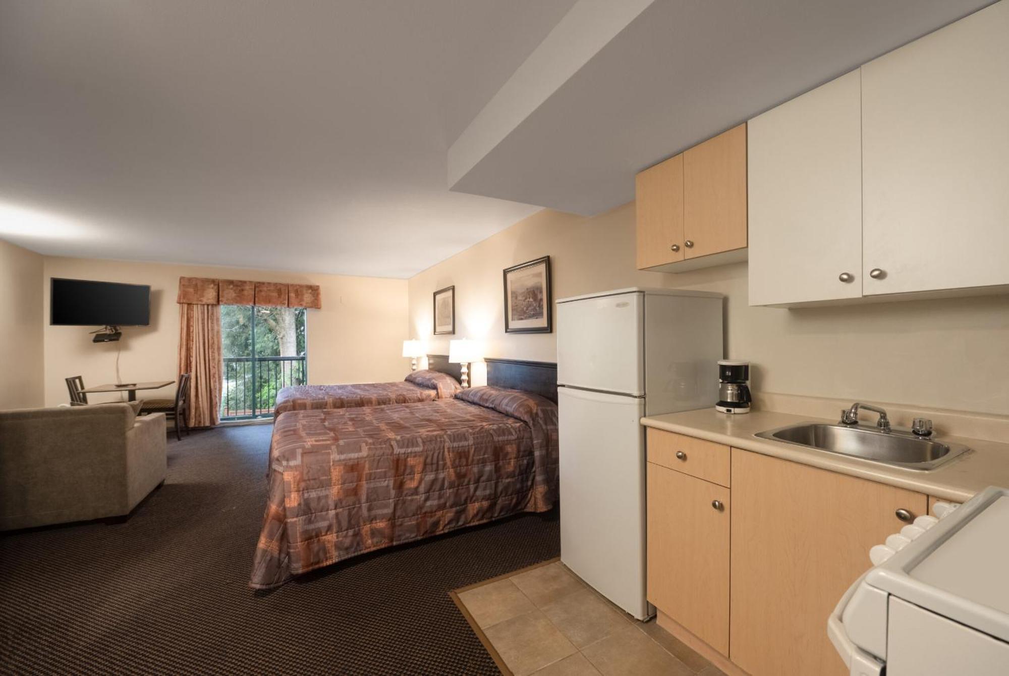 Canadian Inn Surrey Eksteriør billede